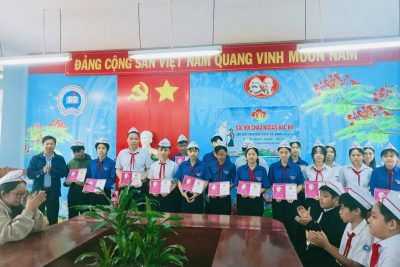 ĐẠI HỘI CHÁU NGOAN BÁC HỒ NĂM HỌC 2024-2025 TẠI TRƯỜNG THCS XÃ BÌNH CHÁNH- BÌNH SƠN- QUẢNG NGÃI